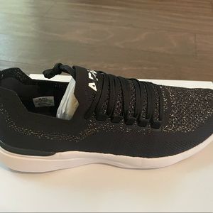 *SOLD*Brand New Men’s APL Techloom Breeze size 11 US